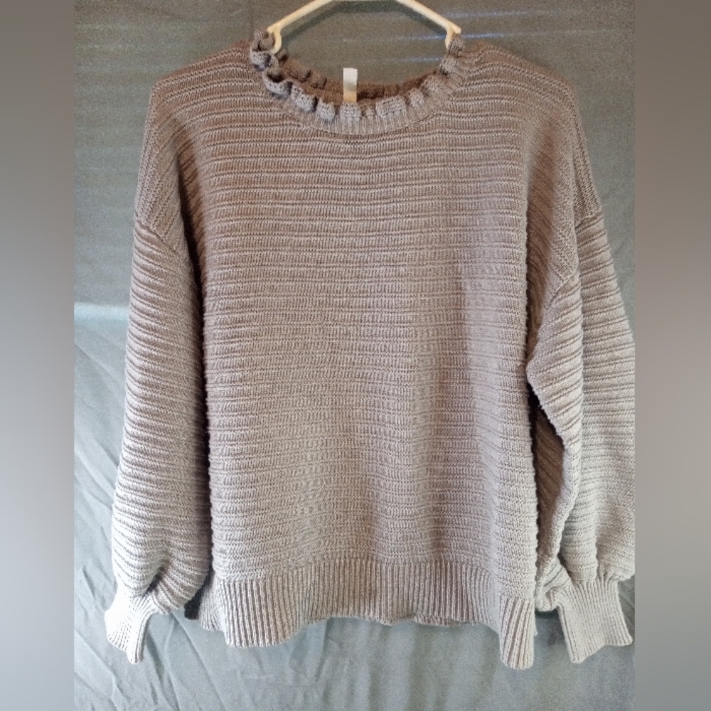 Wishlist Oversized Grey Pullover Women's Sweater With Ruffle Trim